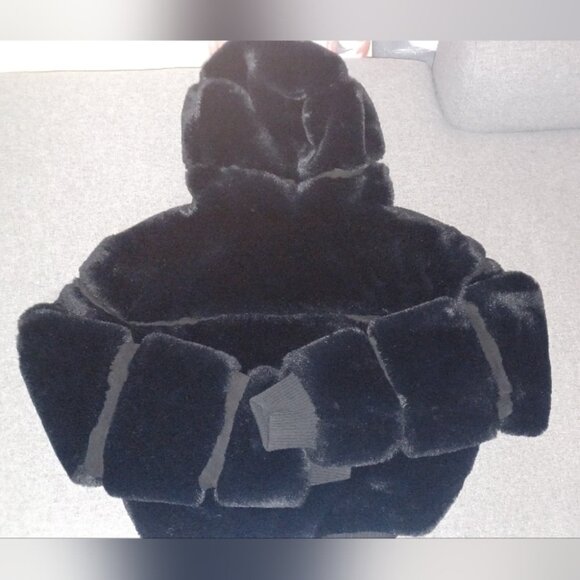 Faux Fur Fluffy Winter Puffer Pom poms fur fuzzy coat jacket zip up fluffy y2k - Picture 2 of 4